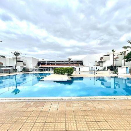 קוסטה דל סילנסיו Apartamento Con Piscina Sur De Tenerife מראה חיצוני תמונה
